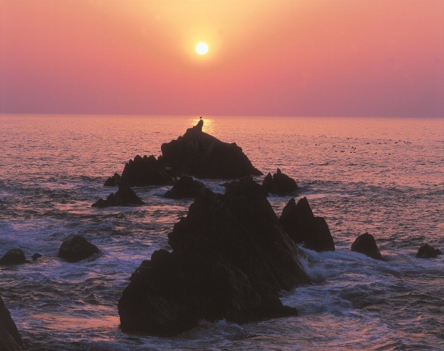 越前海岸 漁火温泉附近の夕日
