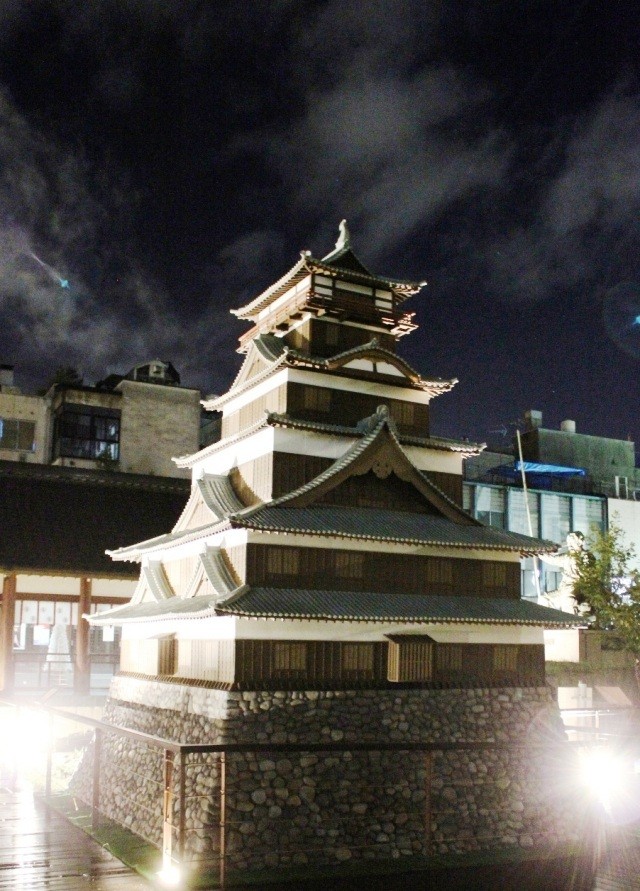 柴田神社 北の庄城復元模型