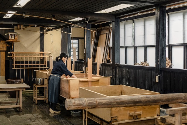 越前和紙の里　卯立の工芸館