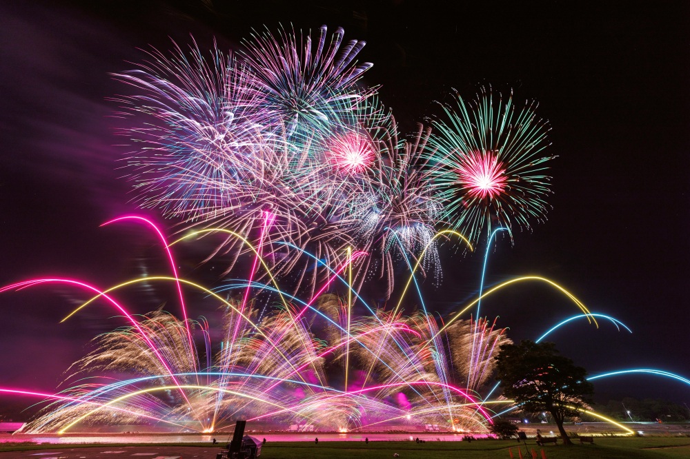 【2023年最新】福井には花火イベントが盛りだくさん！絢爛豪華な夜空を満喫しよう！