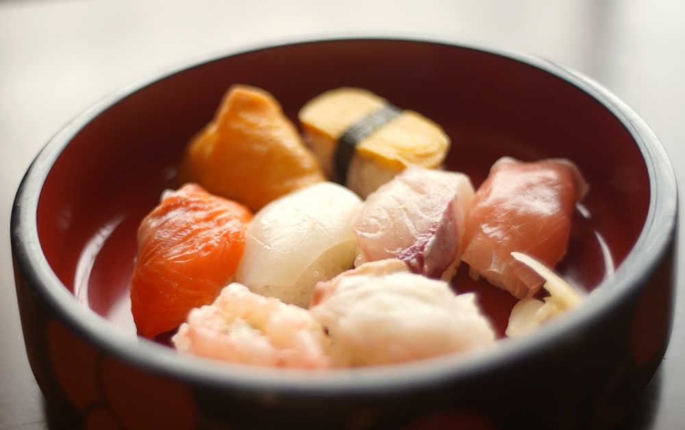 老主人の心意気が染みた寿司を食べるの巻
