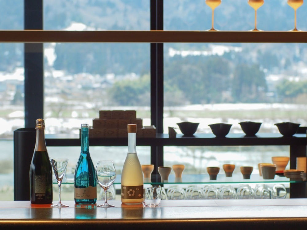 [ Undefined: article-img-alt ]