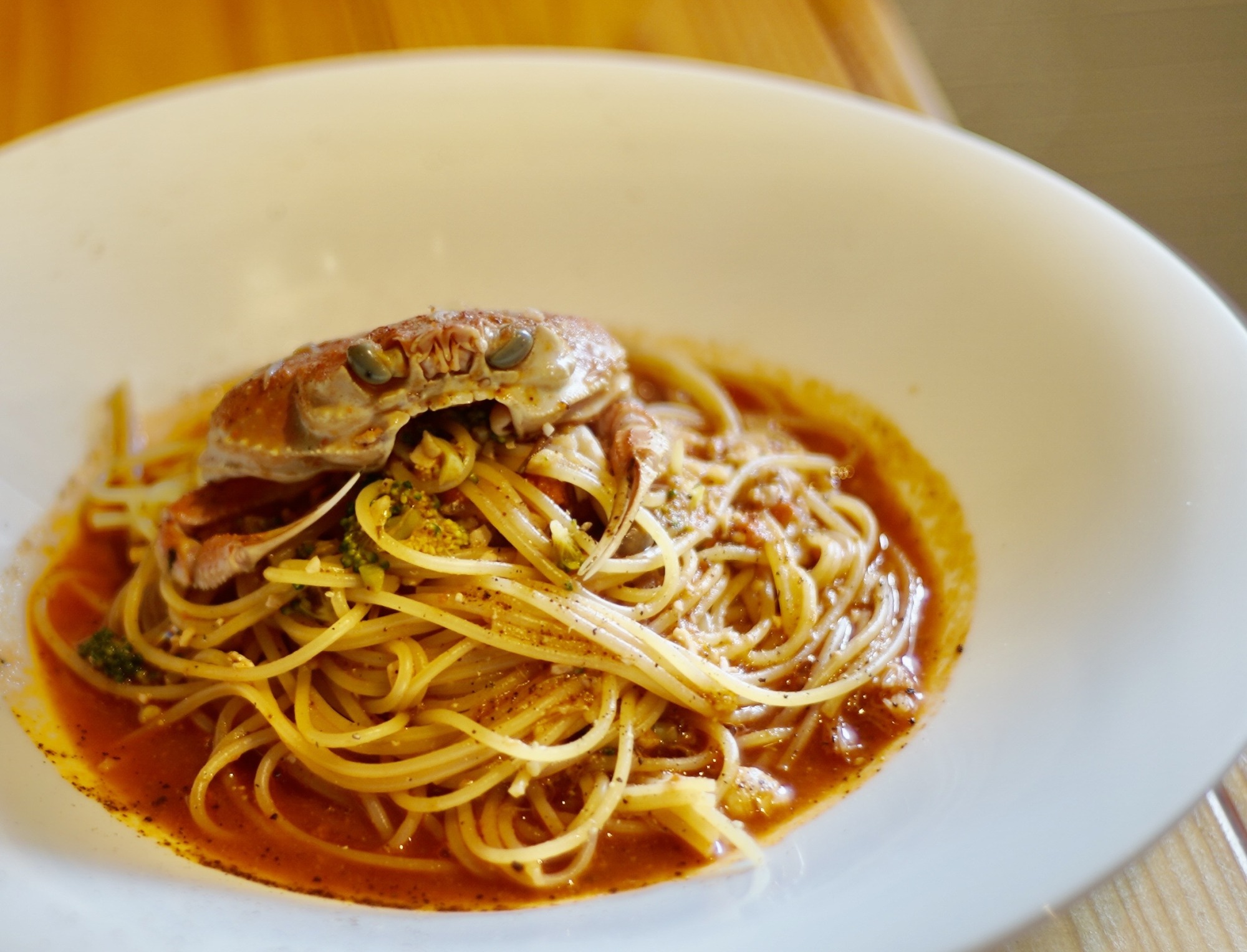 セイコガニのパスタとたっぷりチーズのピザに大笑いの巻