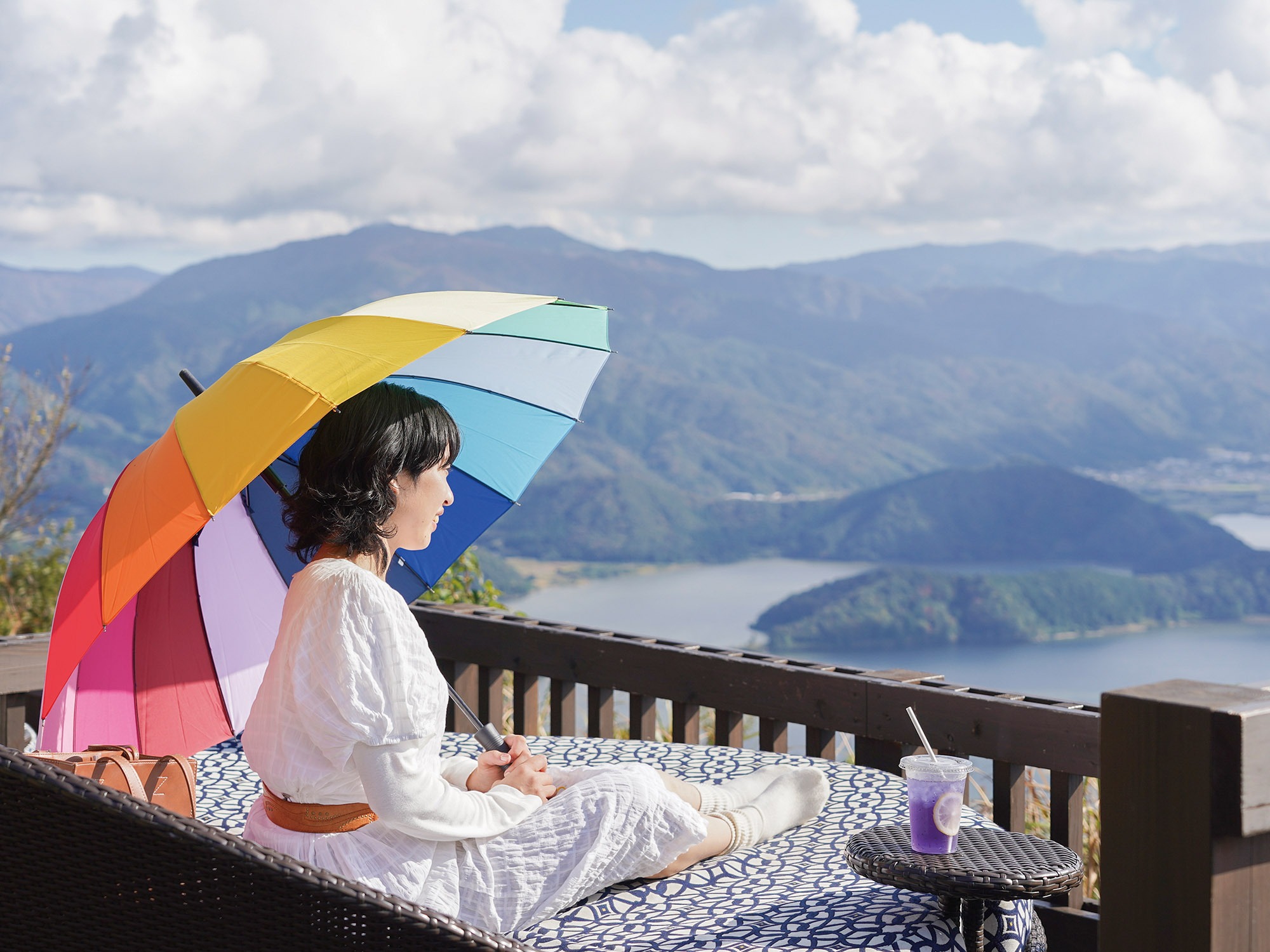 Enjoy a 360° view at the “Rainbow Line Summit Park,” a paradise in the sky