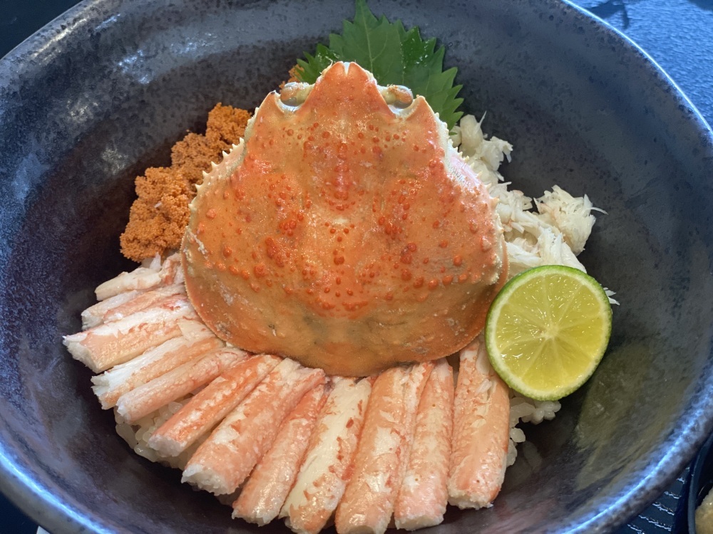 せいこがにを丼で楽しむ!「福井の冬の風物詩!せいこ丼を食べつくせ!おすすめ4選」
