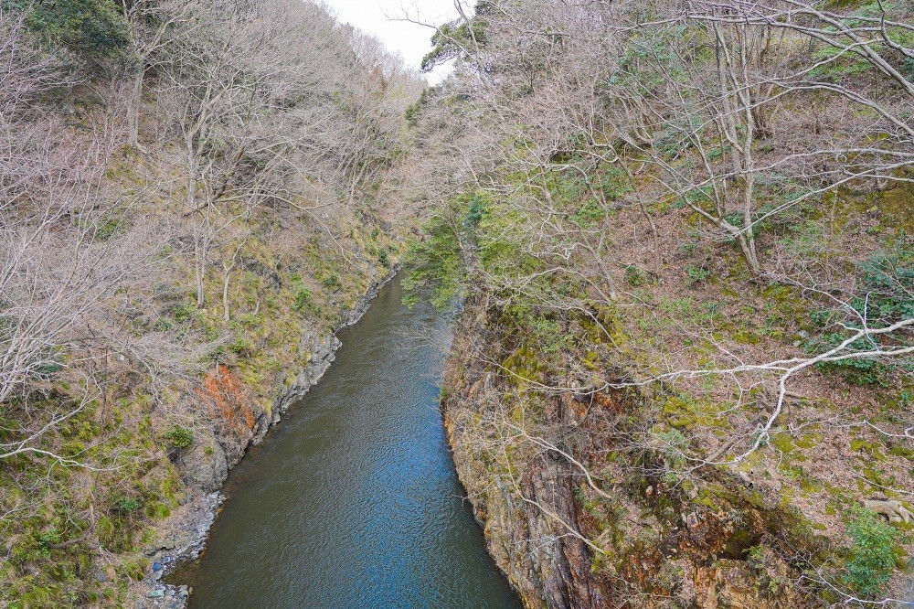 行方久兵衛の偉業「浦見川」