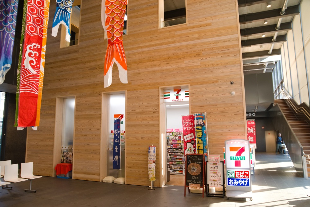 補給食はコンビニで購入できます