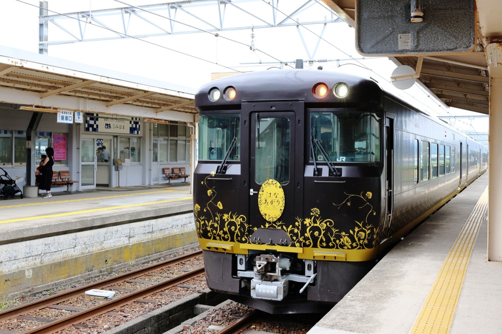 ふく旅ライターの記事も公開中！「観光列車「はなあかり」で若狭路を満喫旅！」
