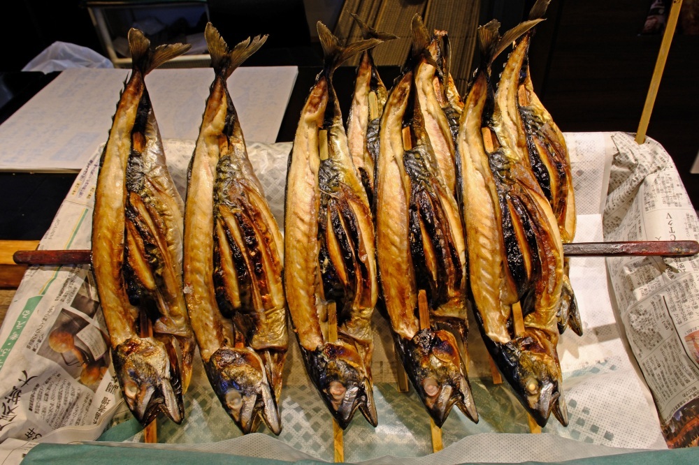 炙燒鯖魚（整條烤鯖魚）