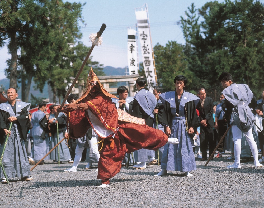 御御舞（一種祈求和平與豐收的傳統舞蹈）