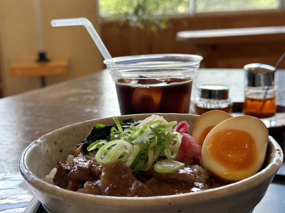 魯肉飯（ルーローファン）