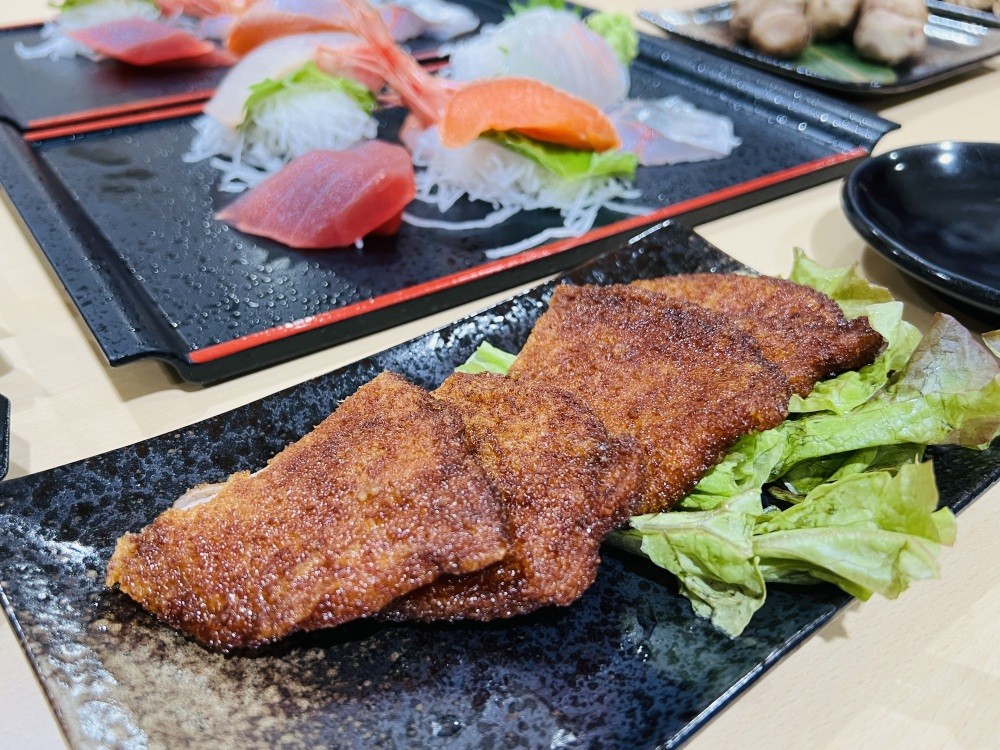 ソースカツなど福井名物がたのしめます