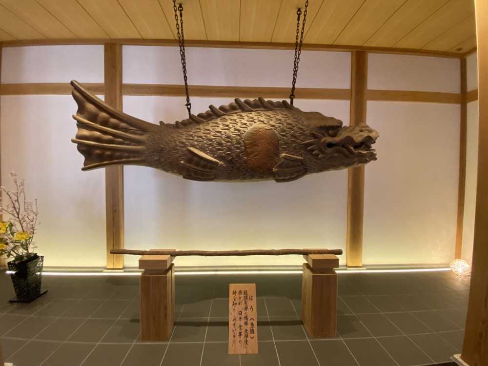 存在感のある魚鼓（ほう）