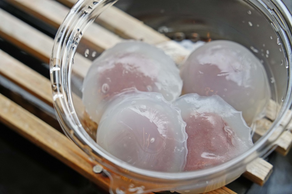 伊勢屋の「くずまんじゅう」