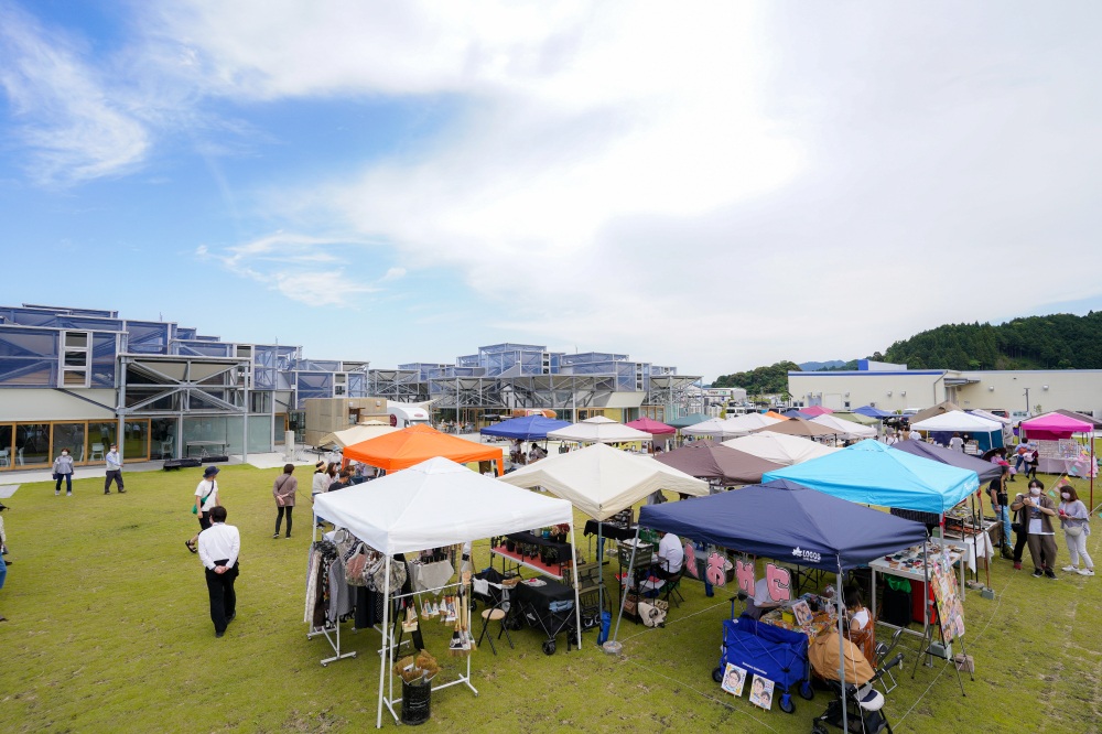 OPEN時に開催されたライブパフォーマンス