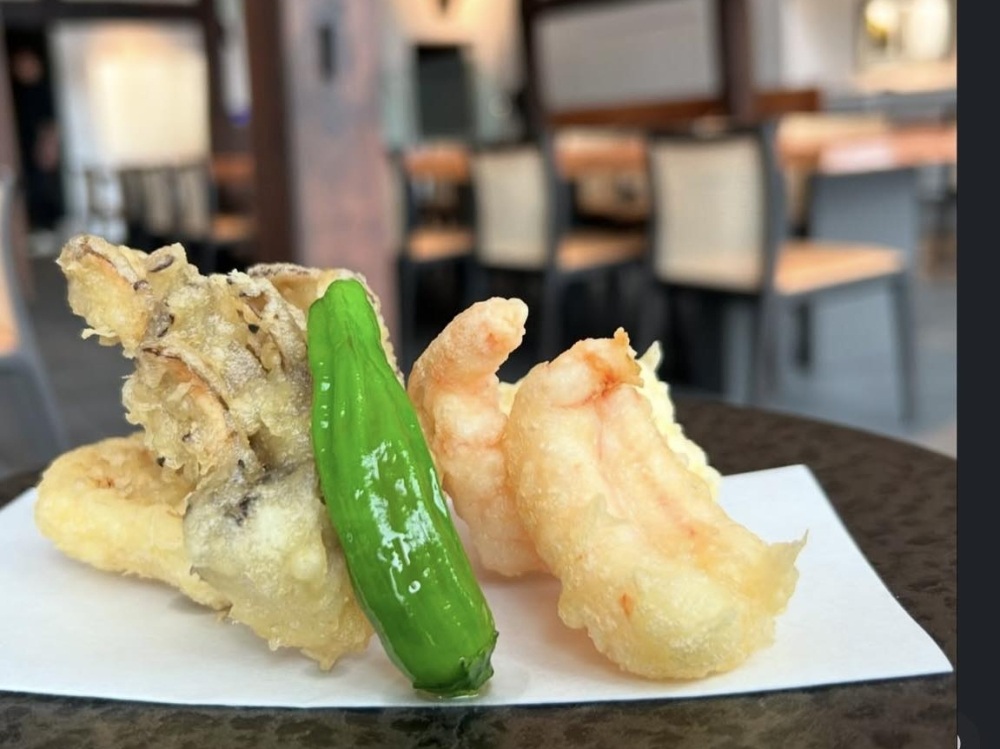 地元食材を使った天ぷらも絶品