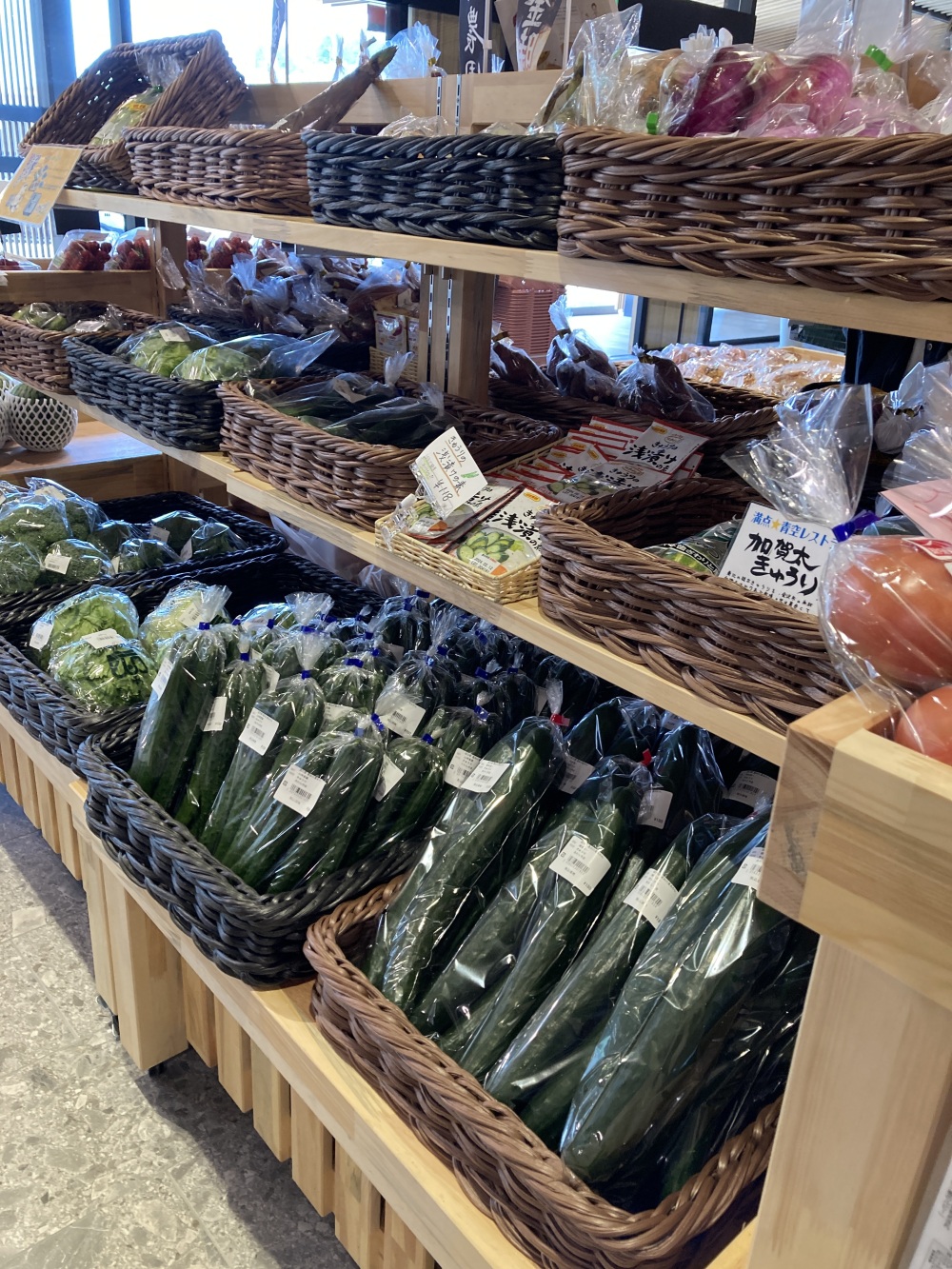 お野菜も売っています。