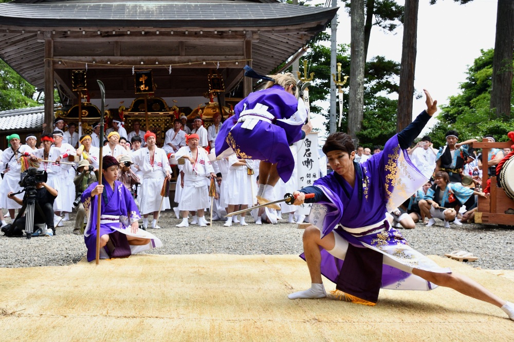 東山太刀振