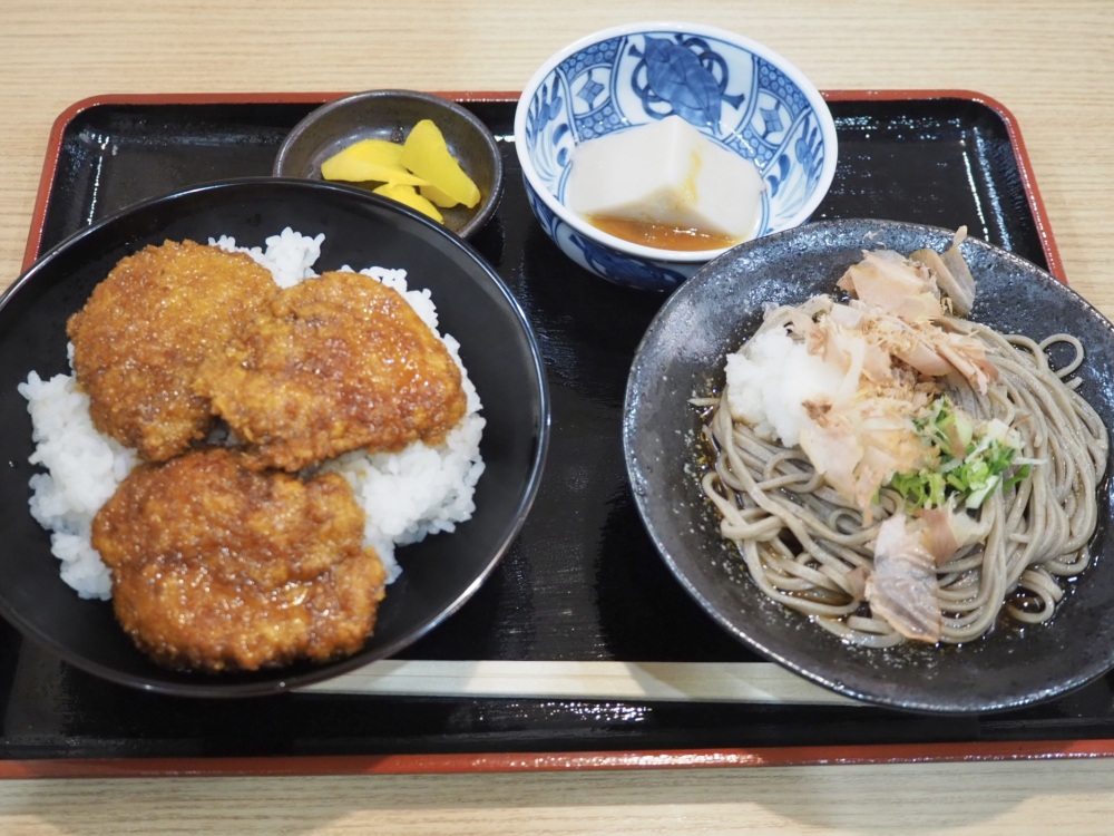ソースヒレカツ丼セット