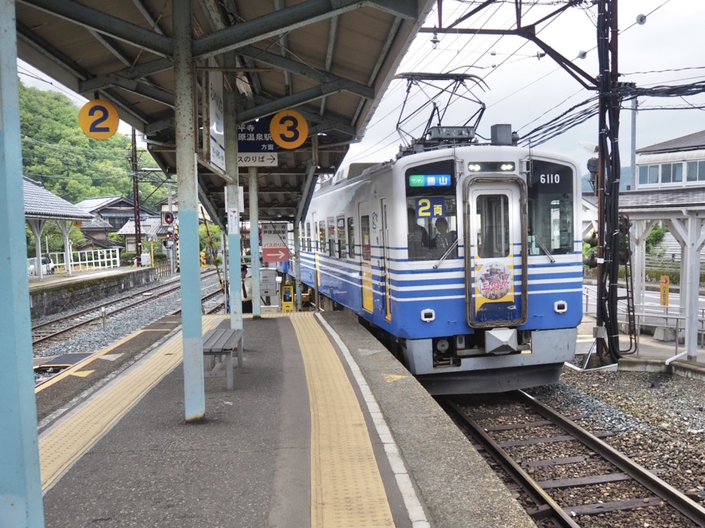 福井駅と勝山駅を結ぶえちぜん鉄道