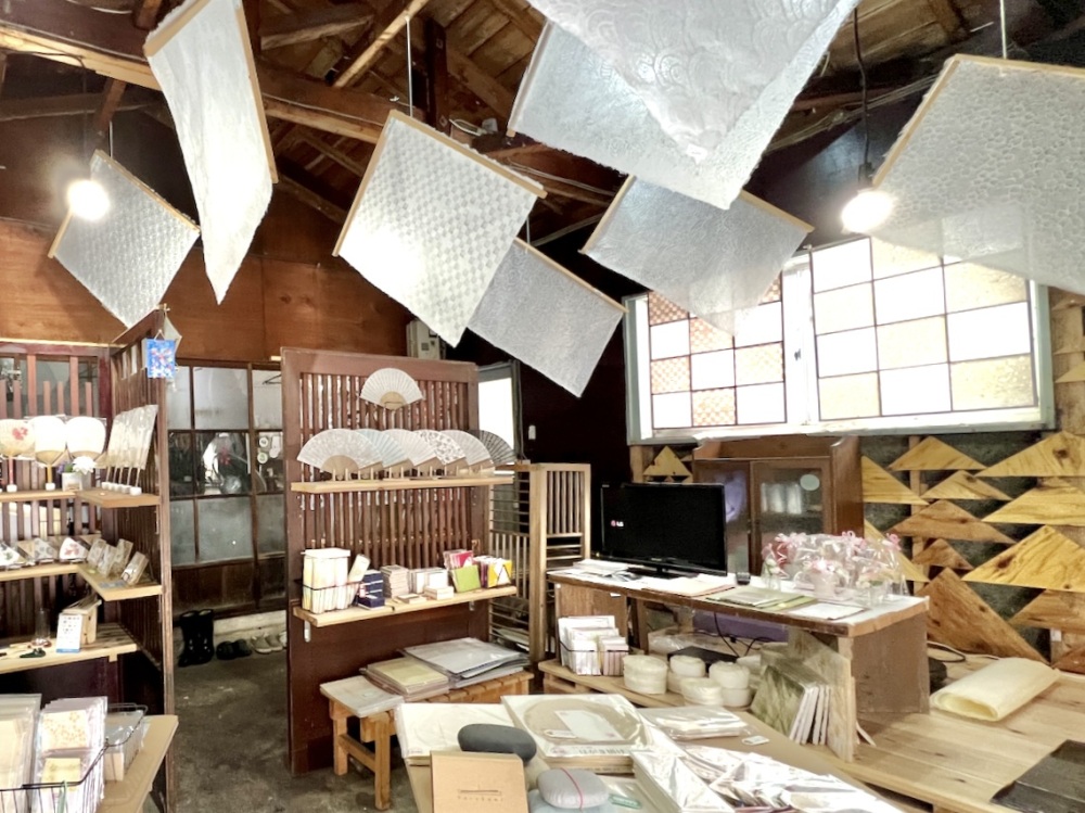 「RYOZO 柳瀬良三製紙所」の様子