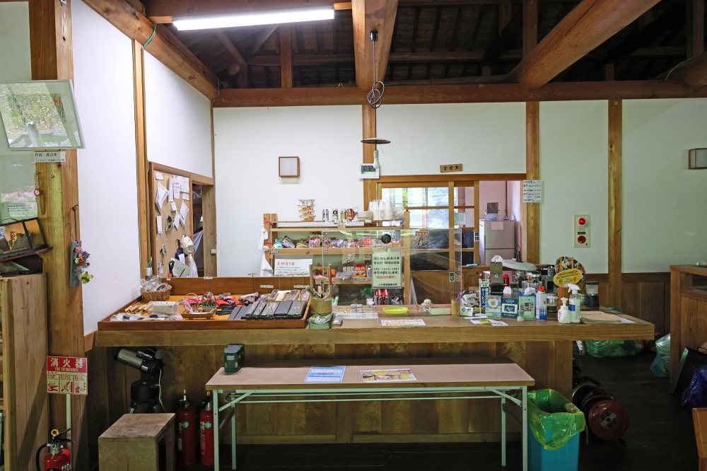 受付カウンター