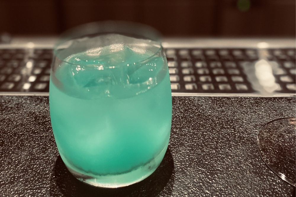 チャイナブルー