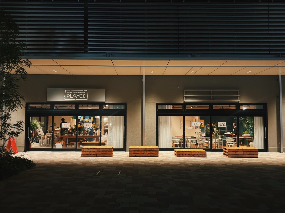 夜カフェの様子（PLAYCE提供写真）