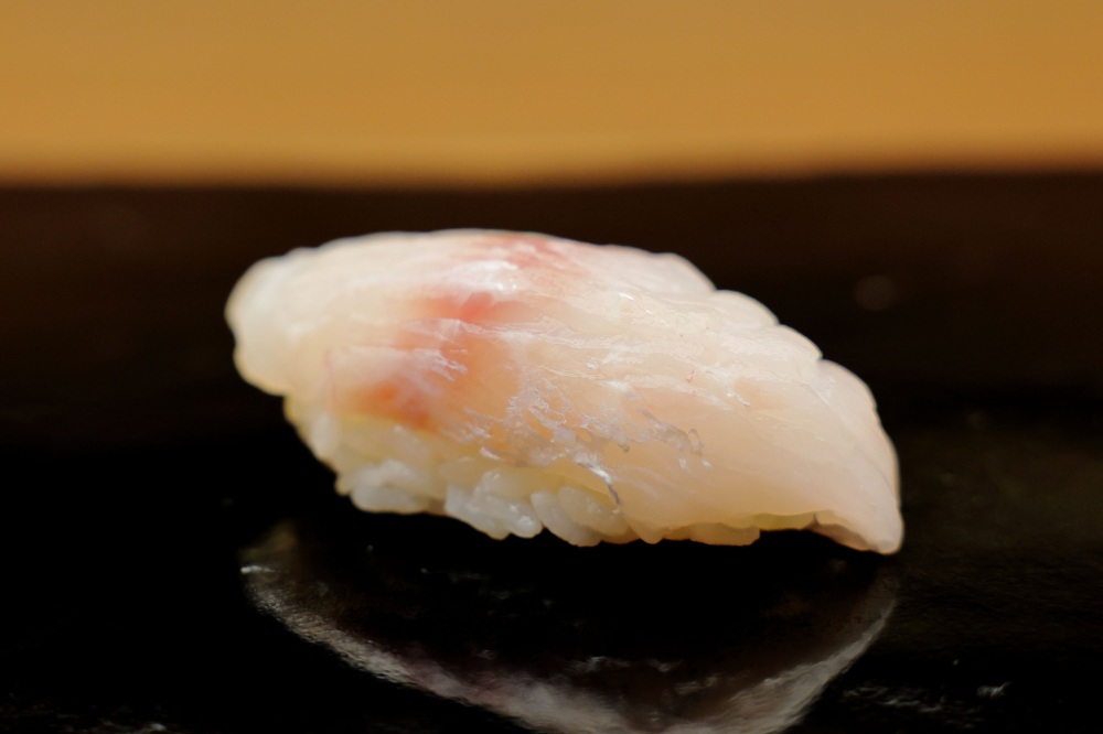 鮨一の若狭ぐじのにぎり