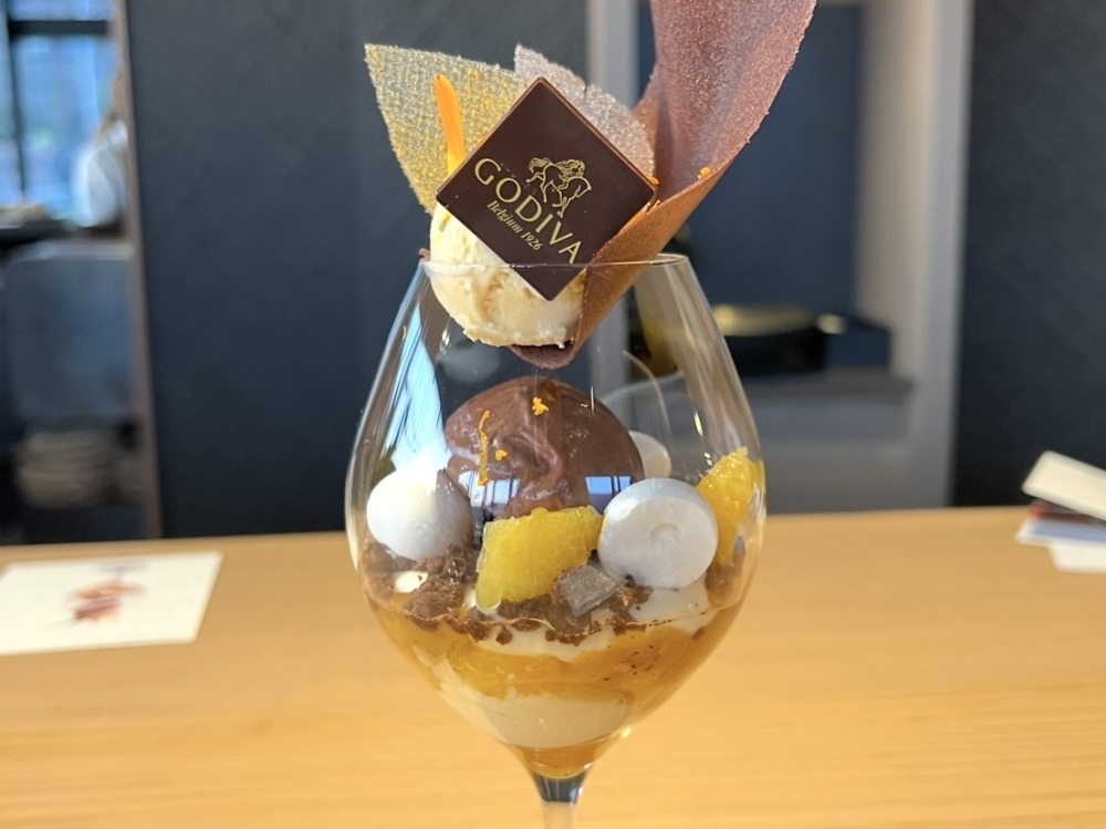 チョコレートティーパーティーで提供されたパフェ