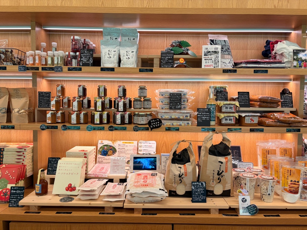 池田の特産品がずらり