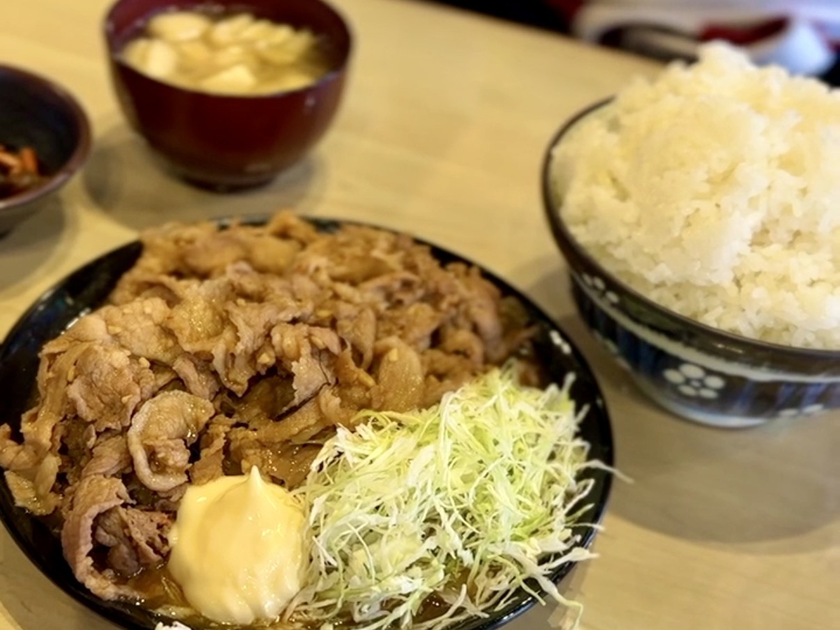 大食い界の秘境「やせなわ食堂」を大食いとともにレポートする