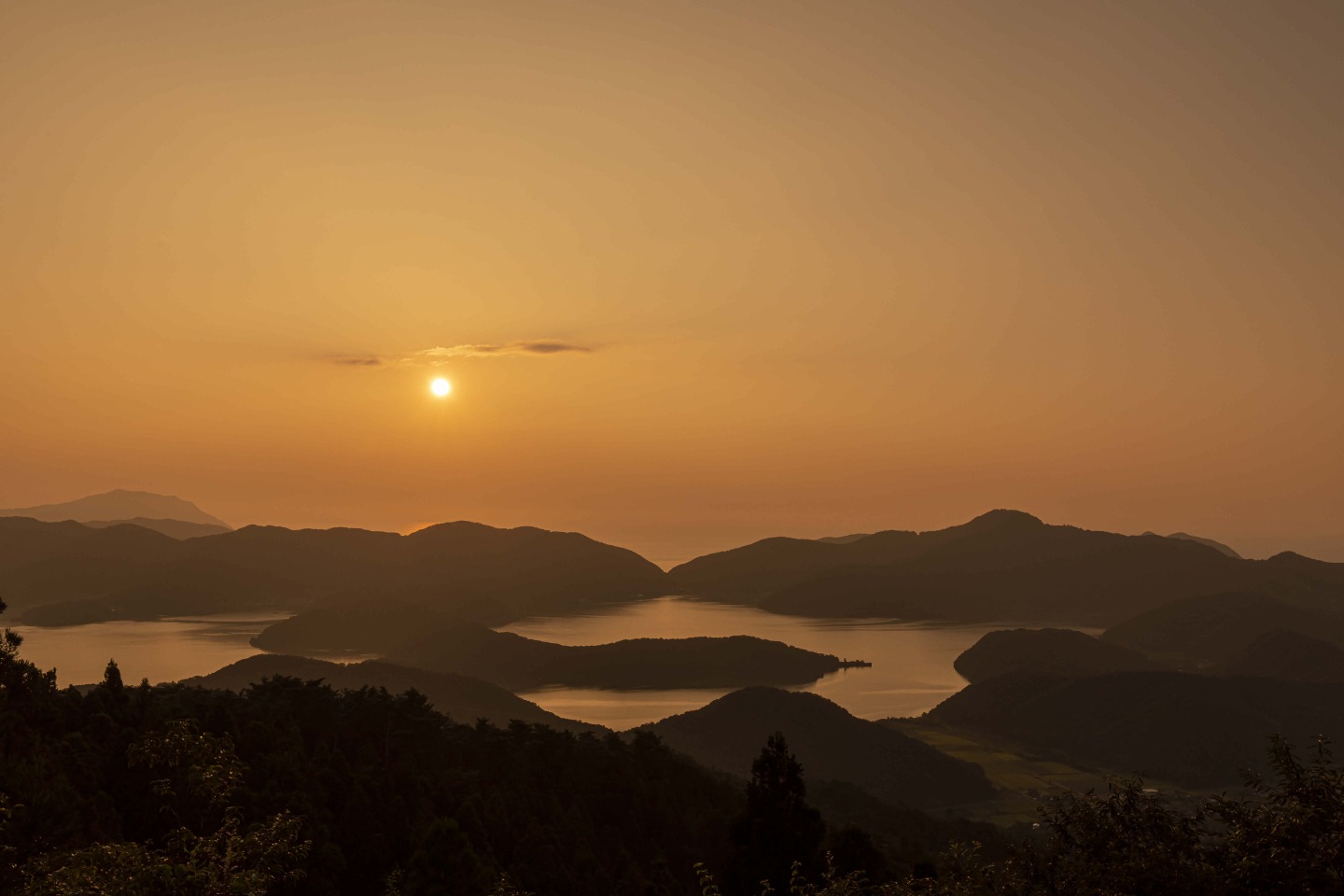 Les merveilles naturelles et historiques de la baie de Wakasa