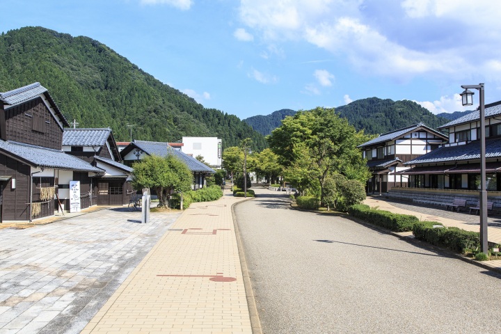 [ Undefined: coursed-title-nl2br ]