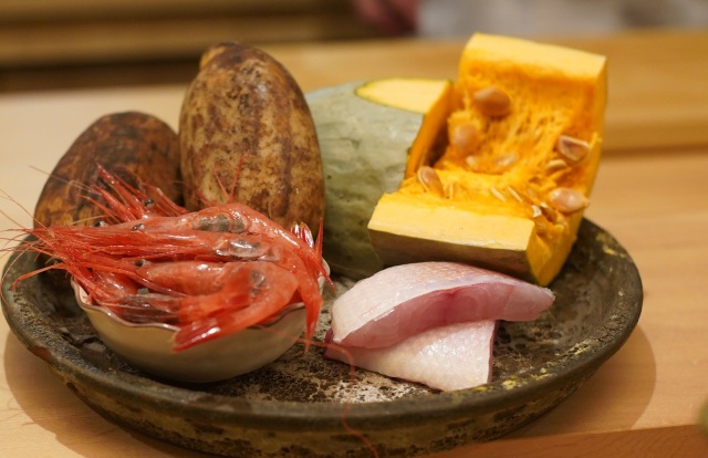 精緻にして穏やか、斬新にして滋味深い。福井の大地と海にしっかりと足をつけた料理の凄みを味わう（日本料理 越前がに 浜町 緒ばた/福井市）