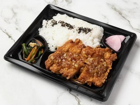 ロケ弁当