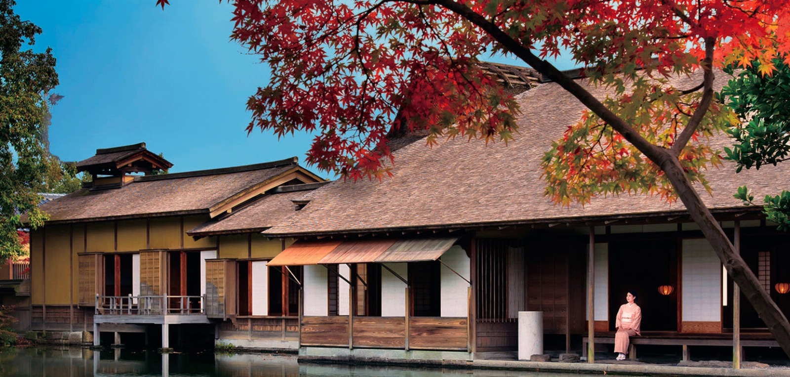 養浩館庭園與傳統建築和諧交融的日式庭園設計