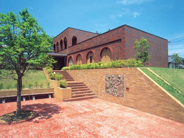 越前町織田交流館・雨田光平記念館