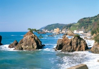 夫婦岩・坊主岩・奇岩日本列島