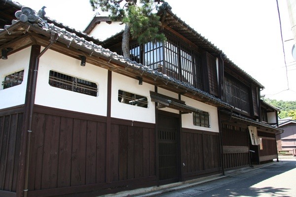 町並みと食の館　四季彩館　酔月