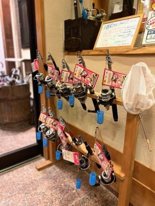 棧橋體驗撒網釣魚！空手出發吧