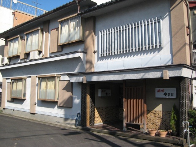 旅館やまと