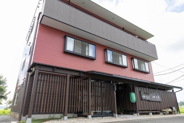 エンゼル・ナンバーの店 憩いの宿 八木／居酒屋 味処 八八