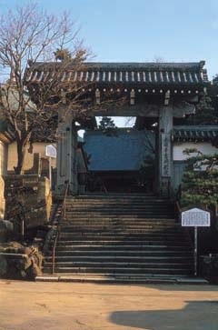 吉崎御坊　念力門（吉崎西別院)