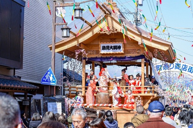 勝山左義長まつり