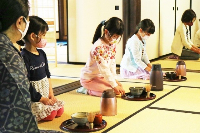 【越前古窯博物館】お母さんに美味しいお抹茶をプレゼント