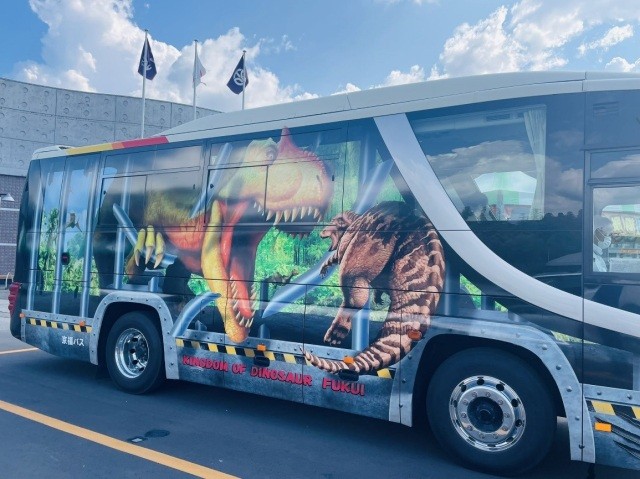 恐竜バス