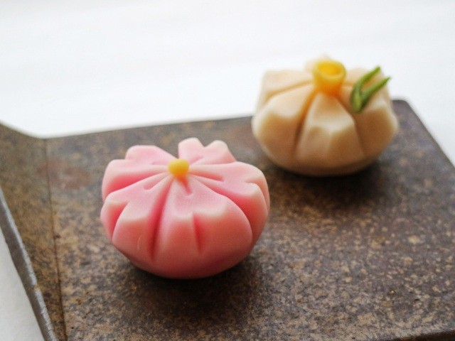 【福井県陶芸館】春のお花の生菓子づくり