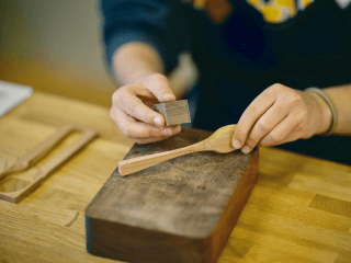 Un voyage à la découverte du monde du travail du bois et d…