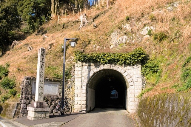 新庄の隧道